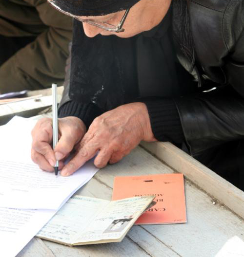 Fermierii gorjeni, invitaţi să îşi vizeze carnetele de rentier