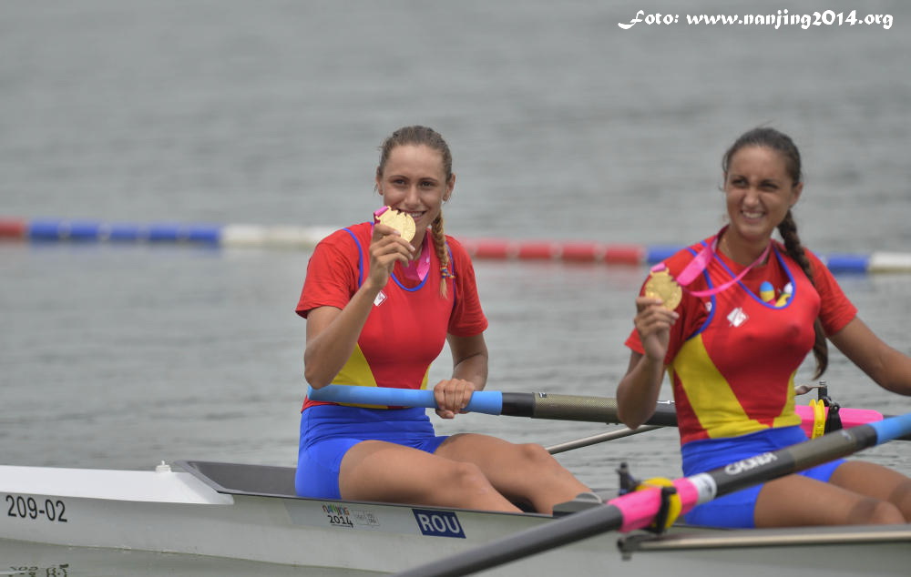 Aur olimpic pentru canotoarele gorjene
