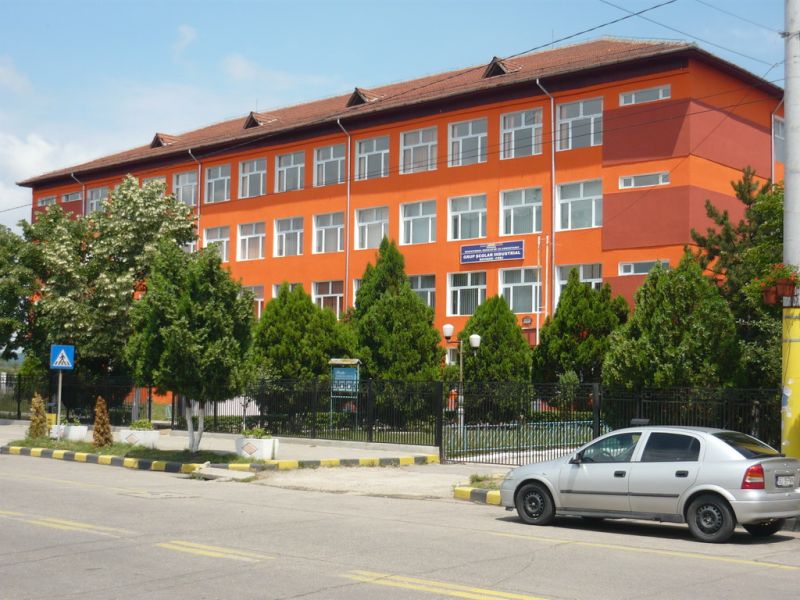 Camere de supraveghere noi şi drum cu patru benzi în Rovinari