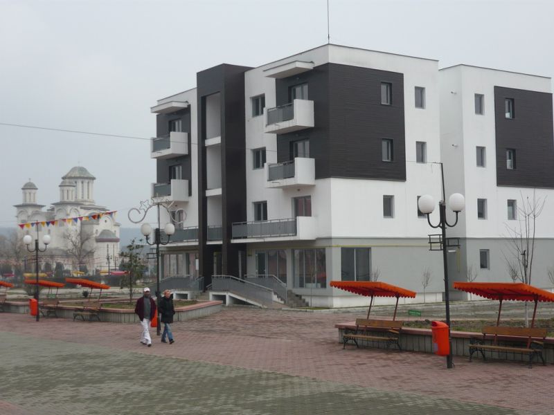 Primăria Rovinari organizează licitaţie pentru închirierea unui apartament