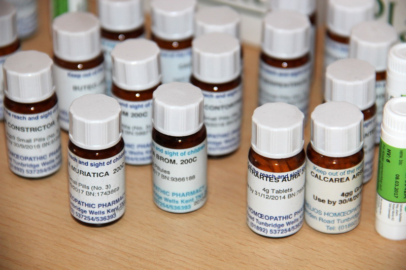 Consultaţii şi tratamente homeopate gratuite, pentru bolnavii de cancer