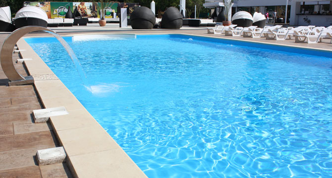 Pericolele ascunse în piscine