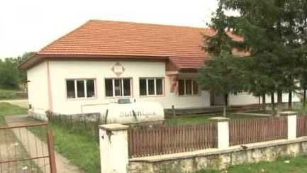 Şcoala din satul Pocruia judeţul Gorj şi locuitorii satului