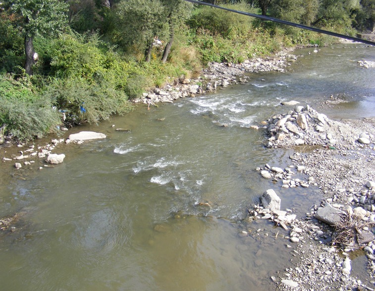 Cod Galben de inundaţii pe afluenţii Jiului