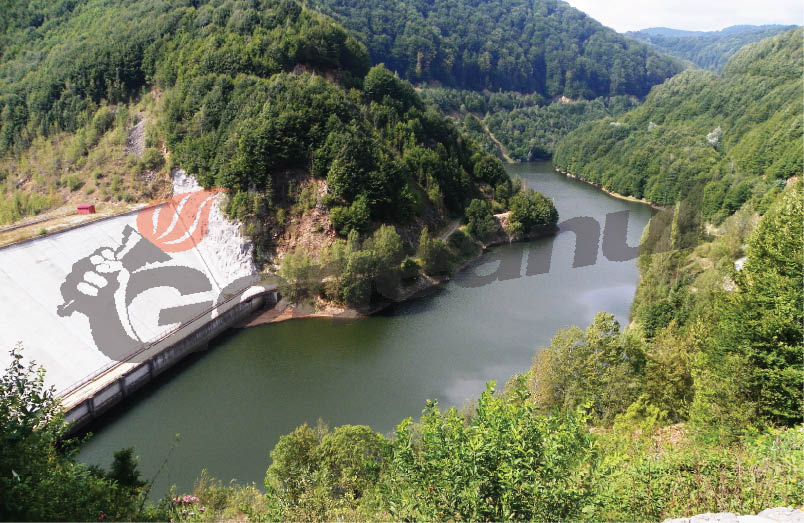 În crugul toamnei / Pe văile apelor repezi