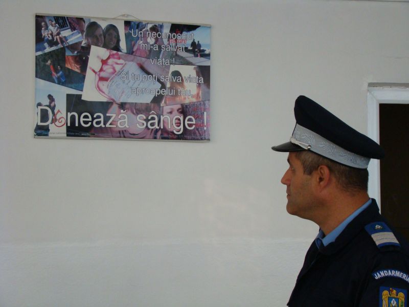 Jandarmii gorjeni s-au alăturat campaniei de donare de sânge