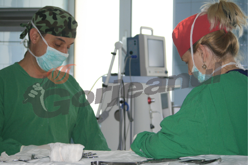 Medicii şi farmaciştii pot obţine titlul de specialist