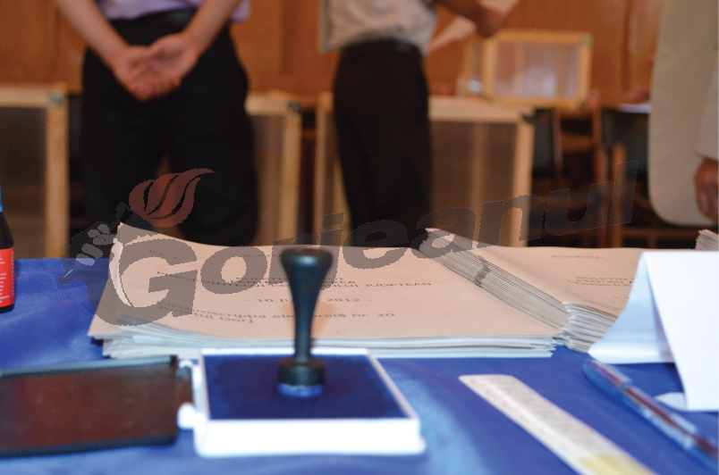 Se aleg preşedinţii şi locţiitorii secţiilor de votare din Gorj