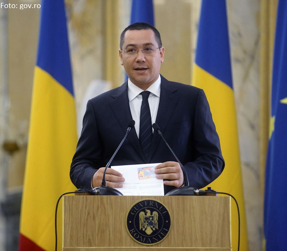 Ponta: Proiectul cardurilor de sănătate a fost întârziat din cauza corupției fostei conduceri a CNAS