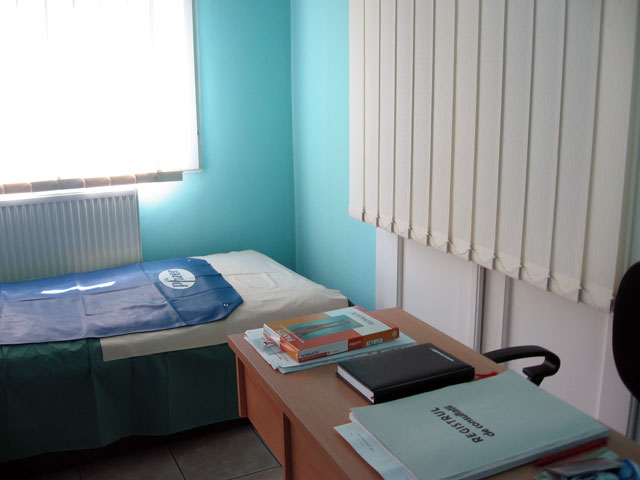 La începutul noului an, Deficit de cadre medicale în cabinetele şcolare