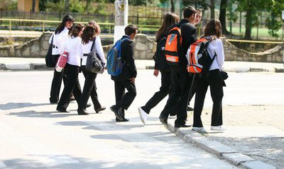 Elevii cu pensii de urmaş trebuie să treacă pragul Casei de Pensii Gorj