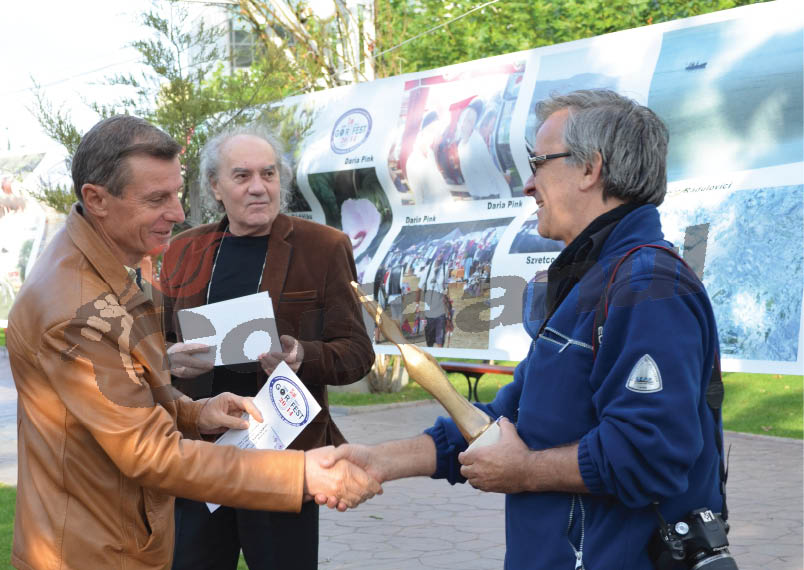 Expoziţie internaţională de fotografie la Târgu-Jiu