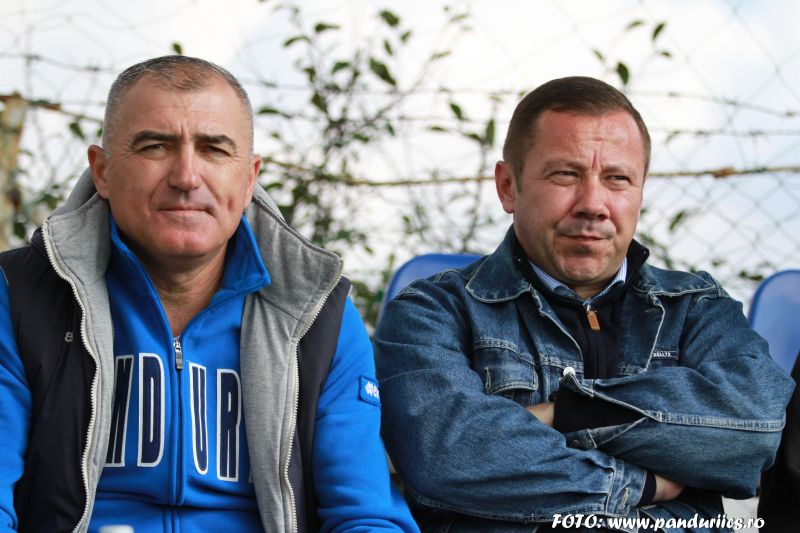 I se pregătește ceva lui Grig?