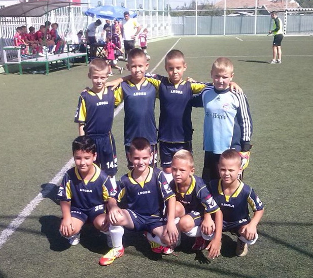 Juniorii de la LPS Târgu-Jiu fac furori la Târgu Mureș