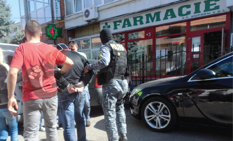 Tâlhari reţinuţi de poliţişti