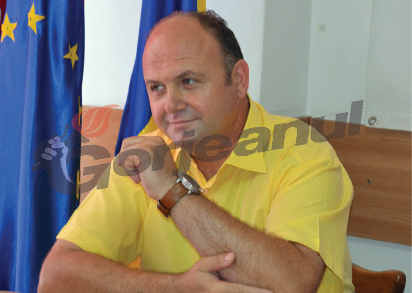Gura târgului – Primarul de la Baia de Fier are probleme de incompatibilitate