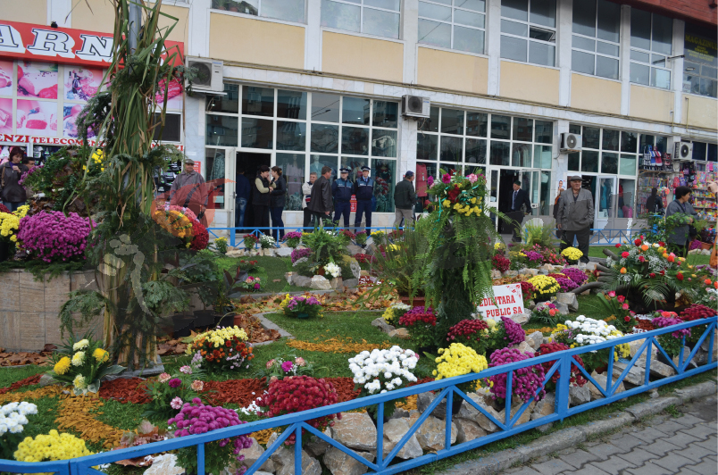 Mii de târgujieni s-au bucurat de prima ediţie a Festivalului Toamnei