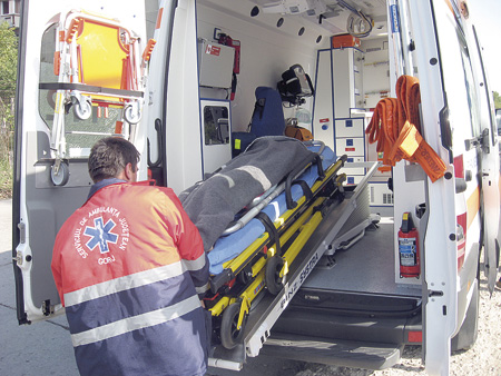 Pieton accidentat de un şofer neatent