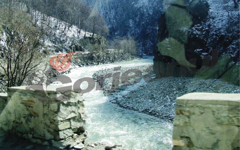 Prin lumea bătrânului Rhabon