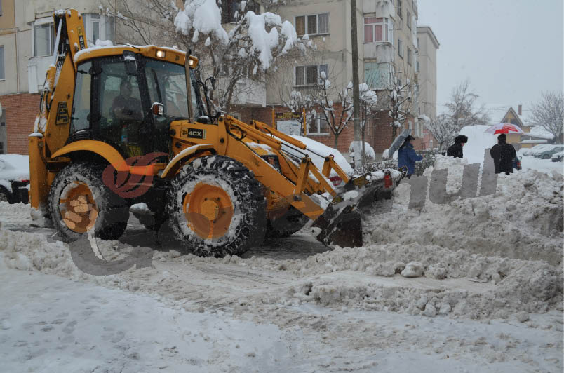 IDP Gorj face deszăpezirea drumurilor judeţene în locul Coremi Inter