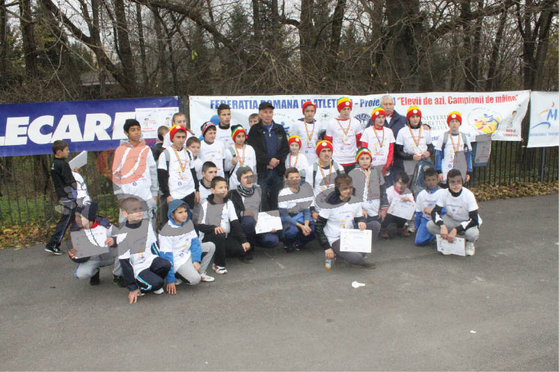 Reuşită deplină la crosul „Elevii de azi, campionii de mâine”