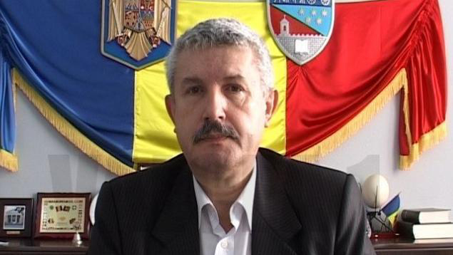 Fost primar din Vâlcea, în căutarea “dreptății” la Târgu-Jiu