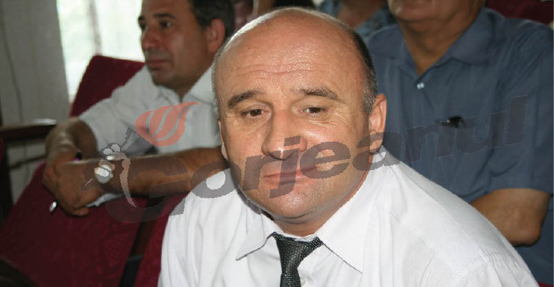 Primarul Grigorie Petre le mulţumeşte cetăţenilor din Plopşoru pentru vot