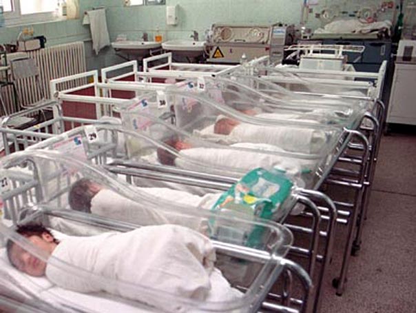 Natalitatea, trend descendent în Gorj