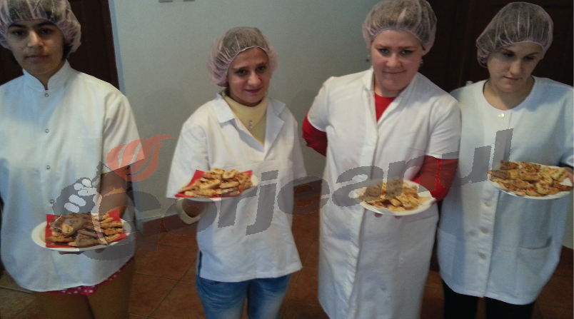 Din mâinile elevilor CEVM, Bucate tradiţionale de Moş Nicolae