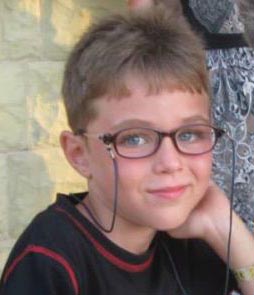 Asociaţia Inimi de Gorjeni a donat 2.000 de lei pentru Flavian