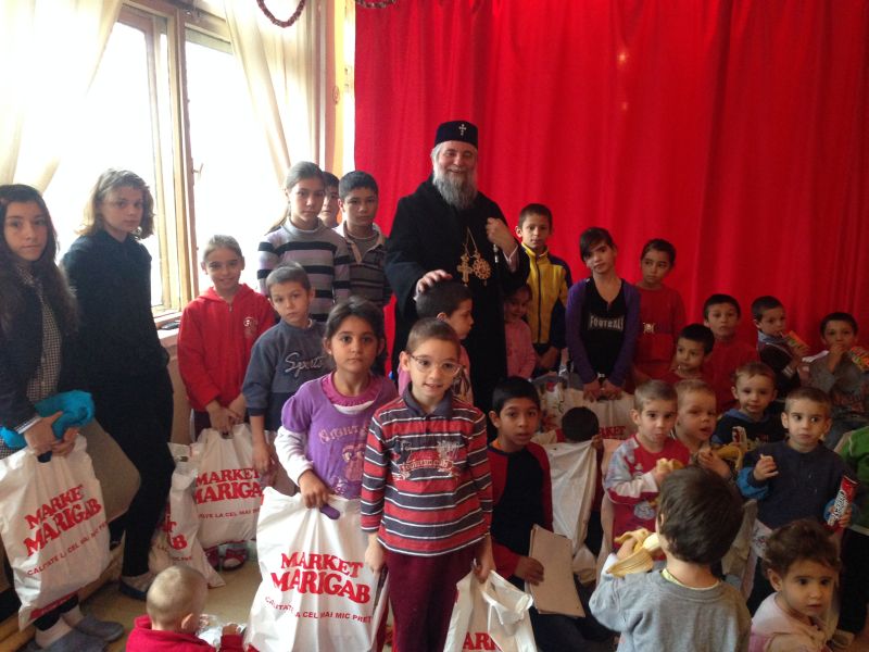 Conferinţa „Fii voluntar – Arată că şi ţie îţi pasă”, la Târgu-Jiu