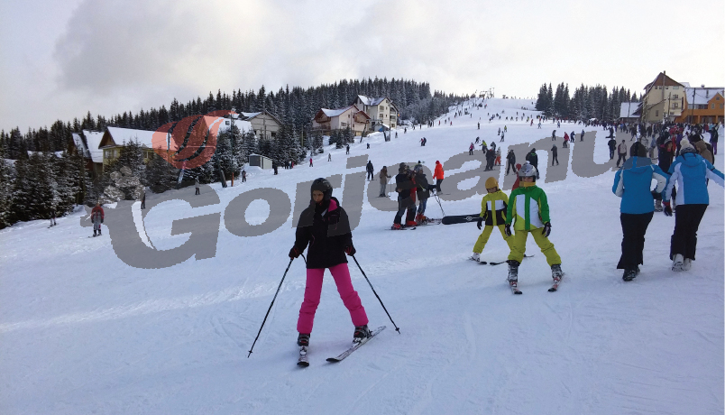 Viscol la Rânca, drumul e deschis