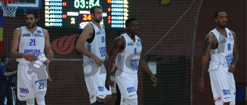 Răpuşi doar de arbitri?