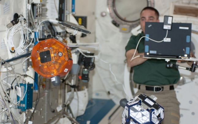 Concurs de robotică spaţială pentru elevi