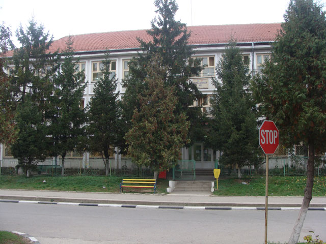 Două posturi vacante la Şcoala Gimnazială Nr.2 Motru