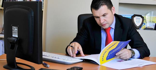 Fostul preşedinte interimar al PNL Gorj, noua portavoce a partidului