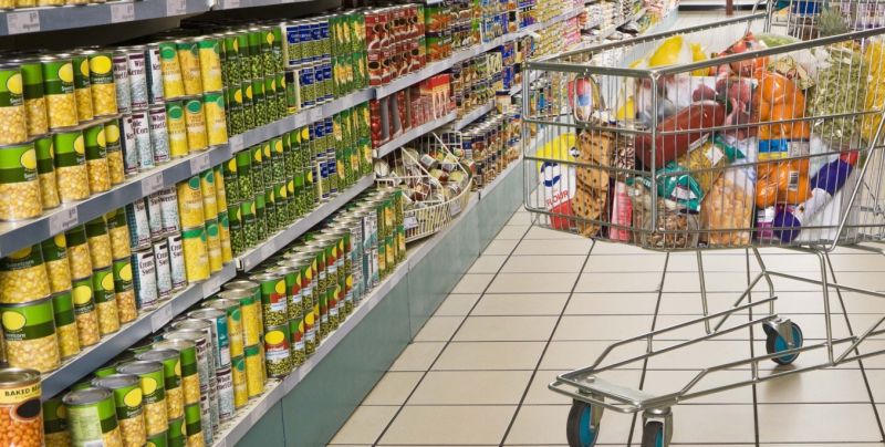 Cer plafonarea prețurilor la alimente