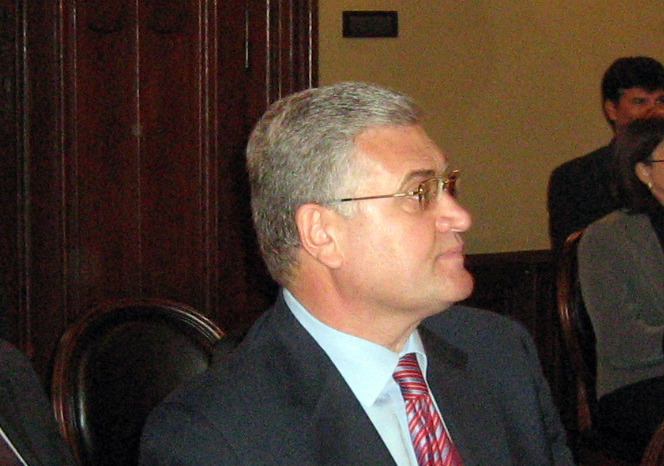 Un beneficiar de la Centrul Pilot Cărbuneşti a fugit, după vizita aici a consulului onorific al Luxemburgului