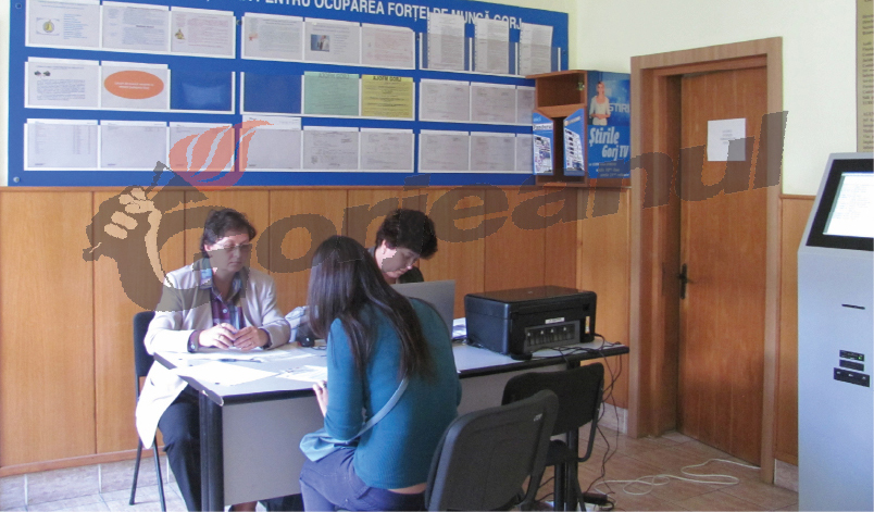 Şomerii din Gorj îşi vor primi indemnizaţia pe cardul Prepaid