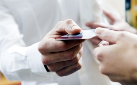 Bondoc: „Am început să distribuim carduri de sănătate în judeţ”