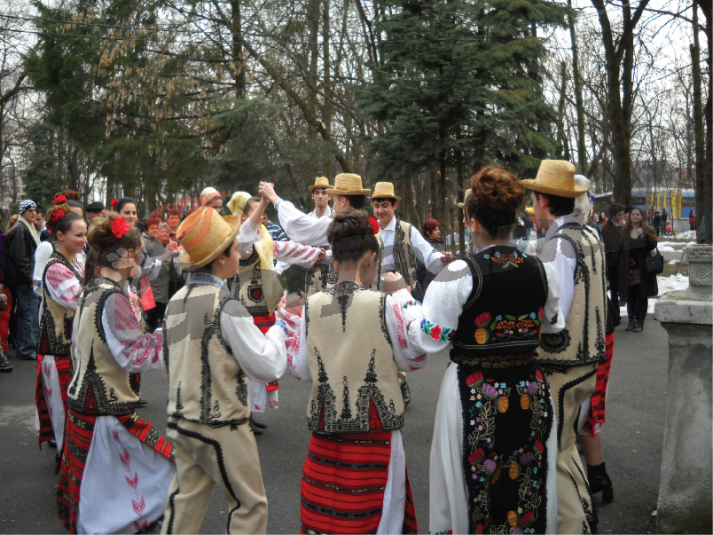 Spectacol de Dragobete pentru târgujieni