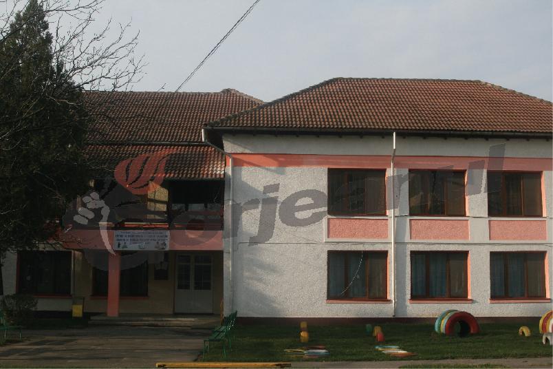 Concurs pentru elevii pasionaţi de desen, pictură sau colaj