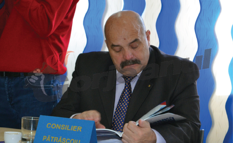 Pătrăşcoiu a renunţat la funcţia de consilier local