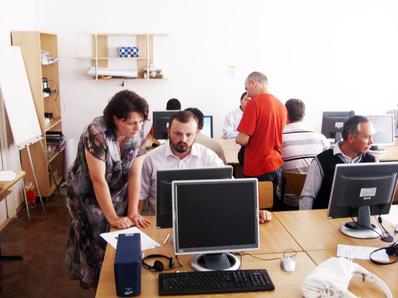 Beneficiari din Gorj, implicaţi în Caravana PODCA