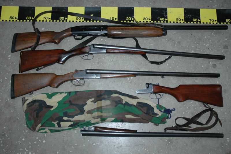 Localnic din Căpreni, cercetat pentru nerespectarea regimului armelor şi muniţiilor