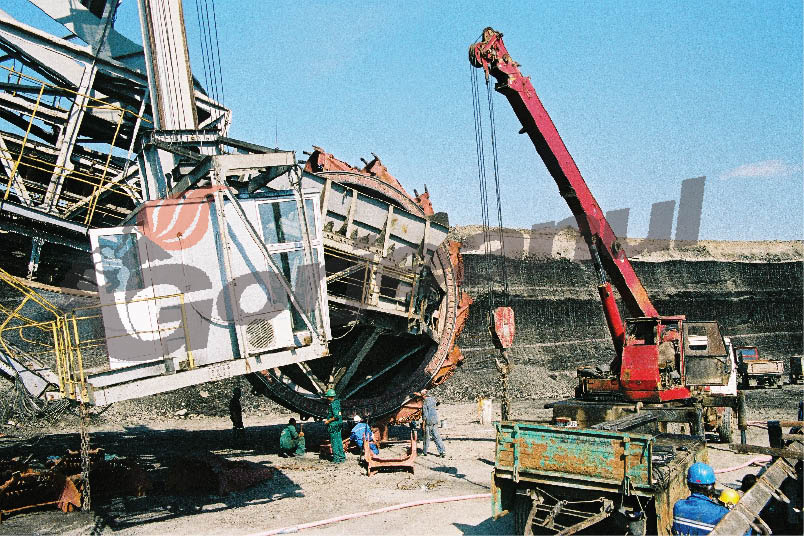 Părţi din acordul CEO, băgate sub nasul minerilor printr-un regulament de ordine interioară