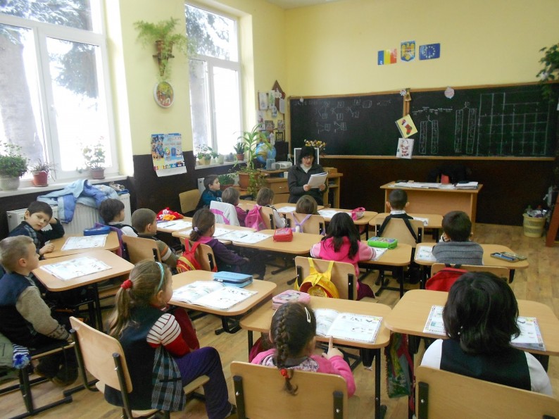 Începe a doua etapă a înscrierilor în clasa pregătitoare