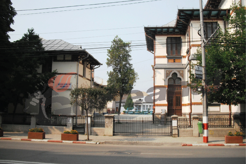 CNTV organizează preselecţie pentru Festivalul Internaţional de Cântec Francofon