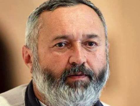 Peste 160 de participanţi la “Arte Mici”