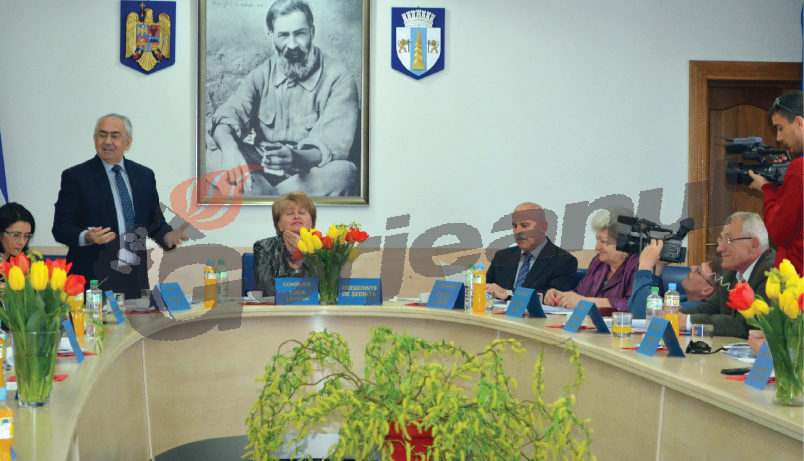 Peste 1.200 de hotărâri, iniţiate de edilul Cârciumaru